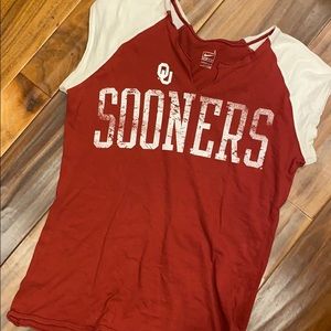 Nike women’s tee. Size large. Worn once.